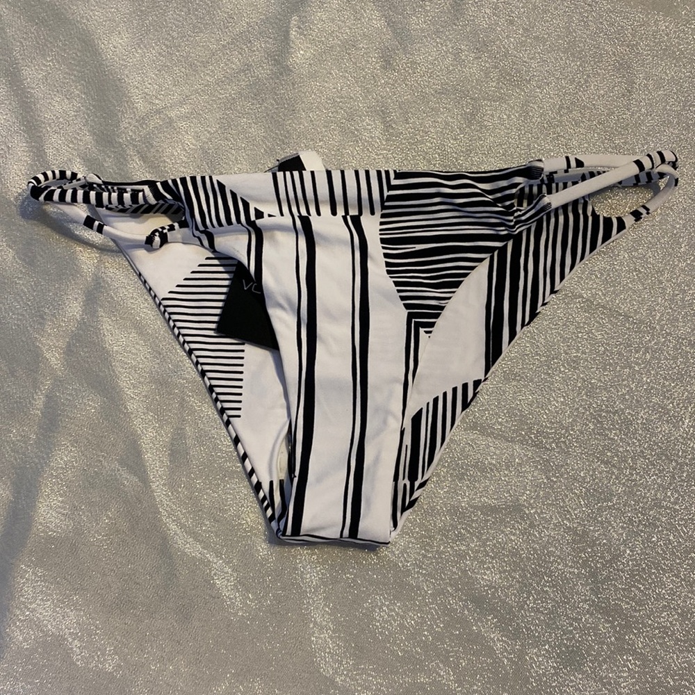 Volcom bikini bottoms